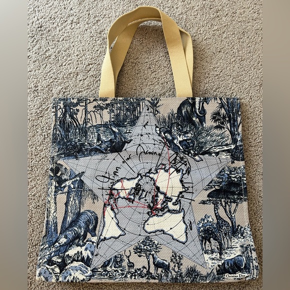 NWOT Dior beauty around the world tote - Picture 2 of 8